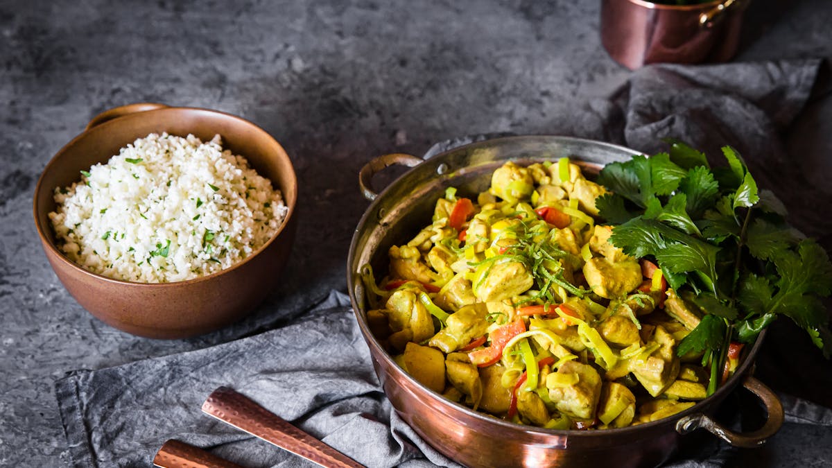 Keto coconut curry chicken