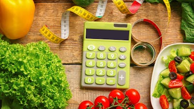 Should you count calories on a low-carb diet?