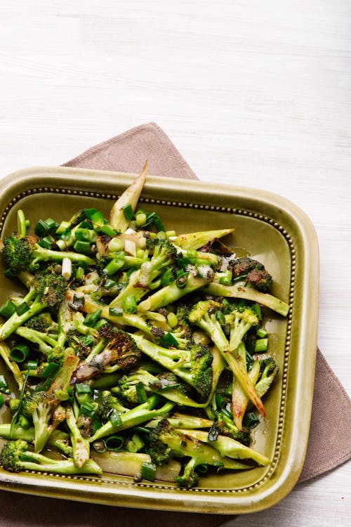 Butter-fried broccoli