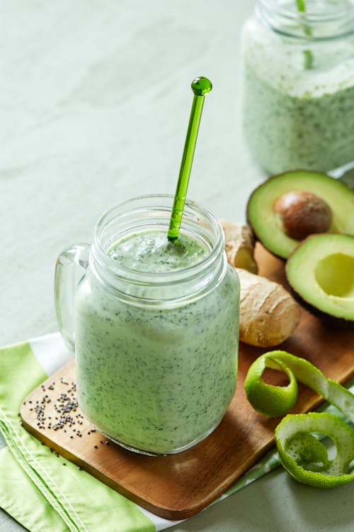 Spinach and avocado smoothie
