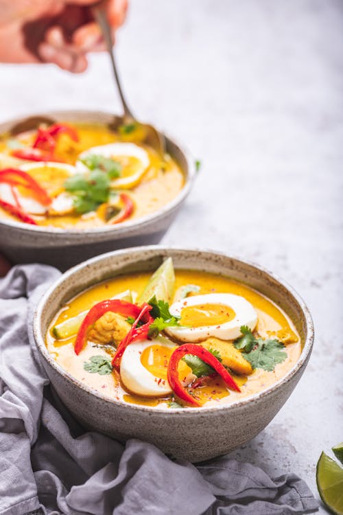 Salmon laksa