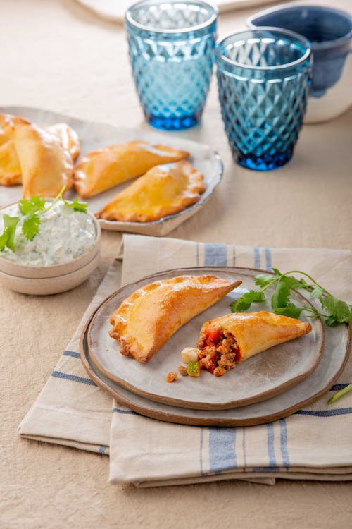 Low carb beef empanadas with dip