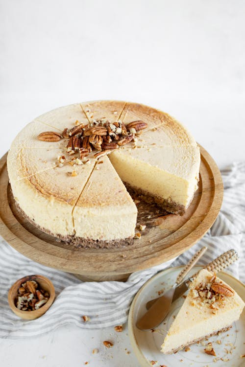 Keto butter pecan cheesecake