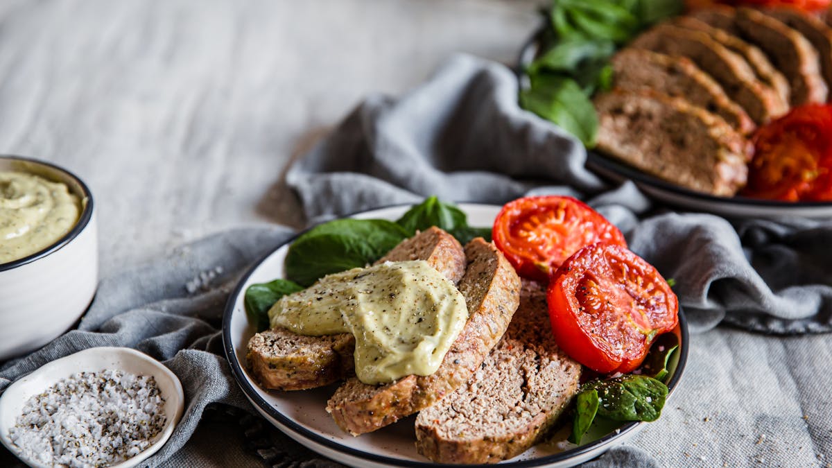 Italian meatloaf with pesto mayo