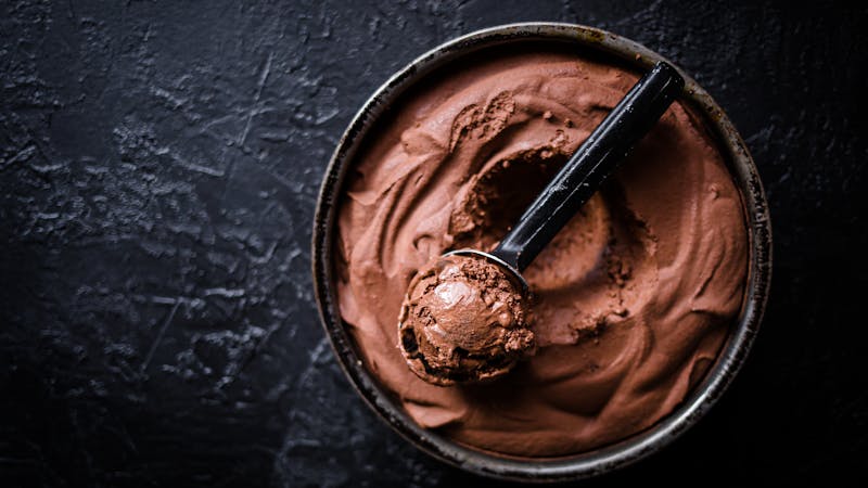 Low-carb chocolate ice cream