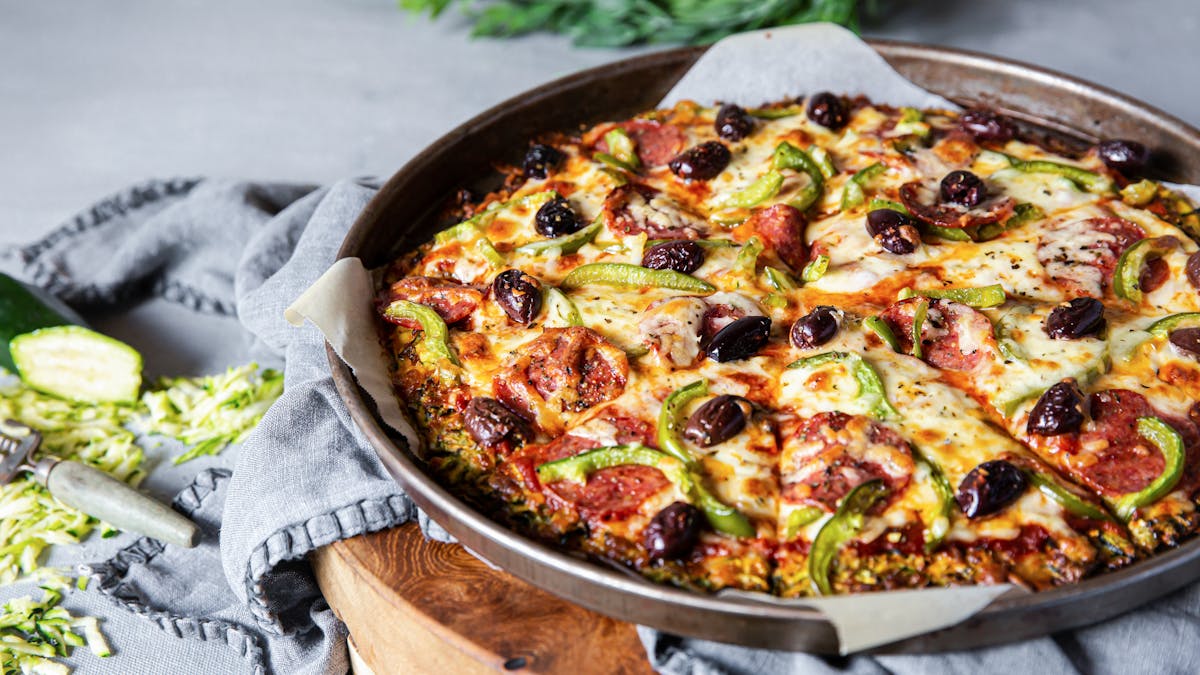 Low carb zucchini pizza with pepperoni